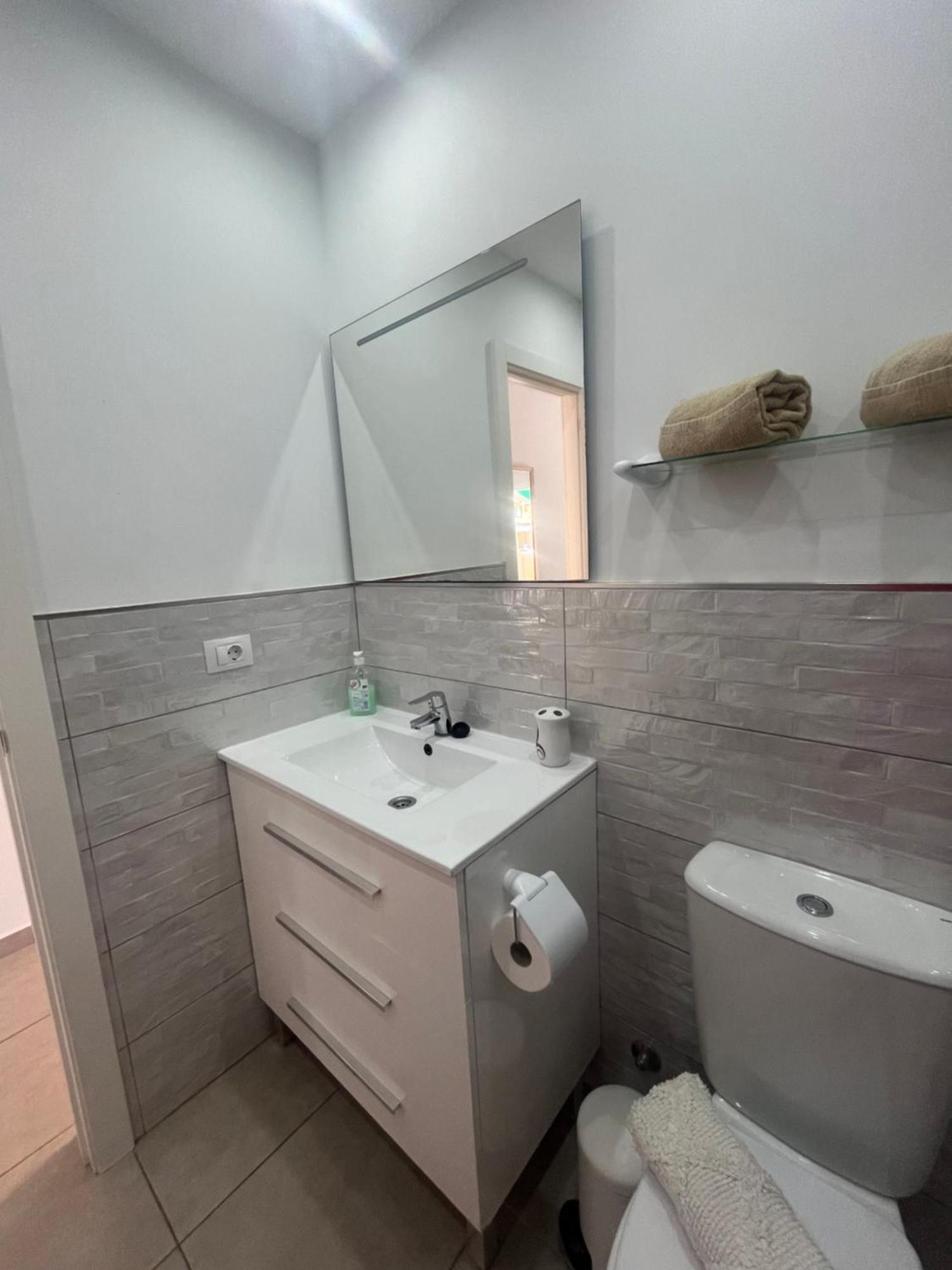 אדחה Sunny Pool View & Airco Apartament Symon Mareverde מראה חיצוני תמונה